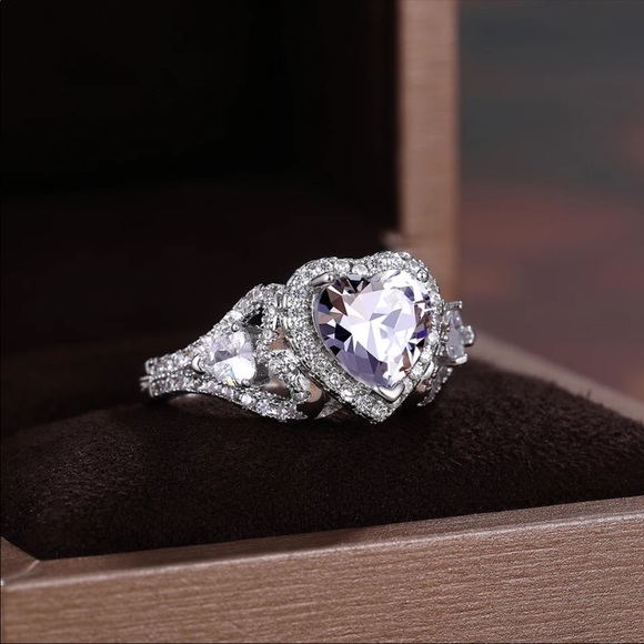 New Women’s Romantic 925 Silver Diamond Ring - Picture 4 of 6